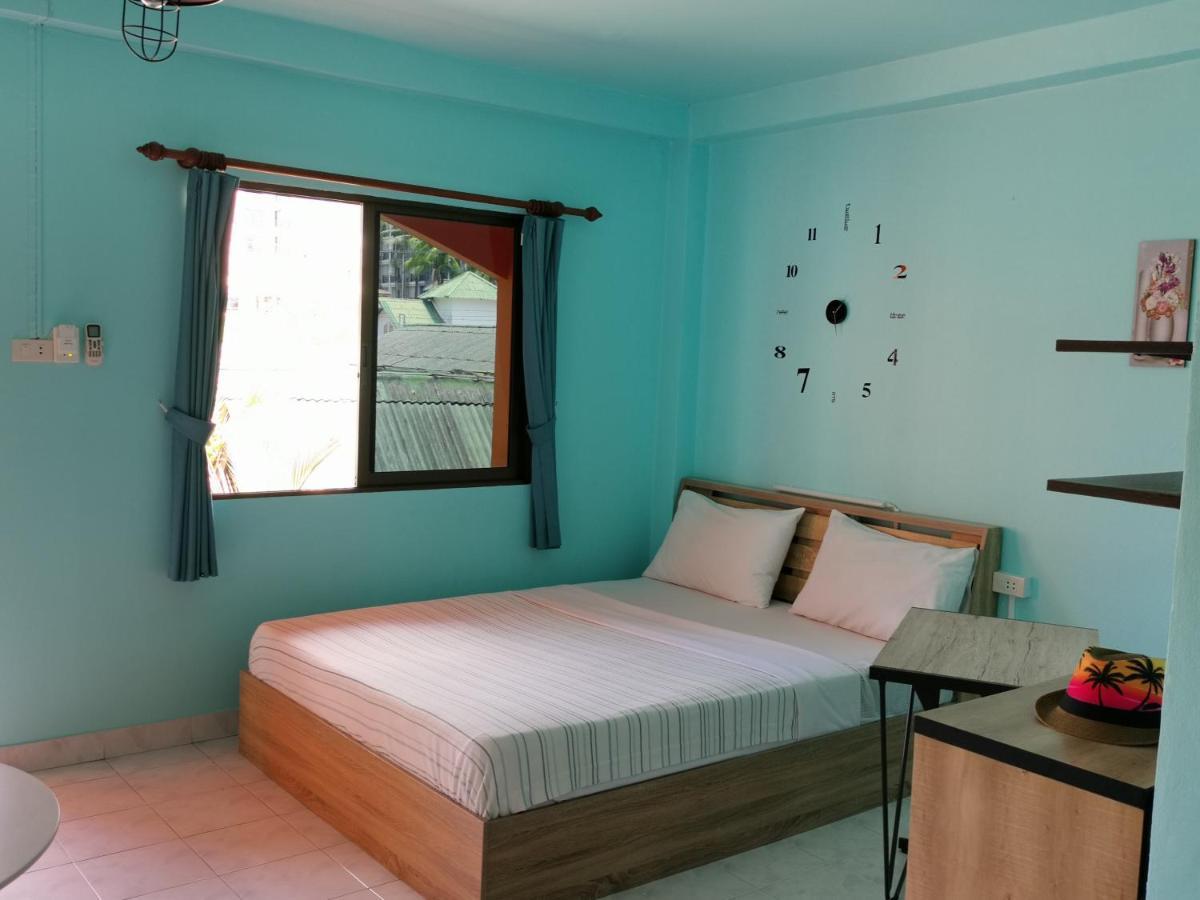 Mypatong Social Hostel Екстер'єр фото
